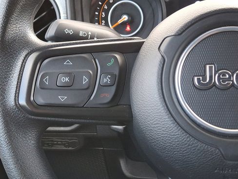 Used 2025 Jeep Wrangler Sport image 20