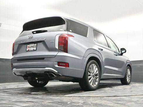 Used 2020 Hyundai Palisade Limited image 21