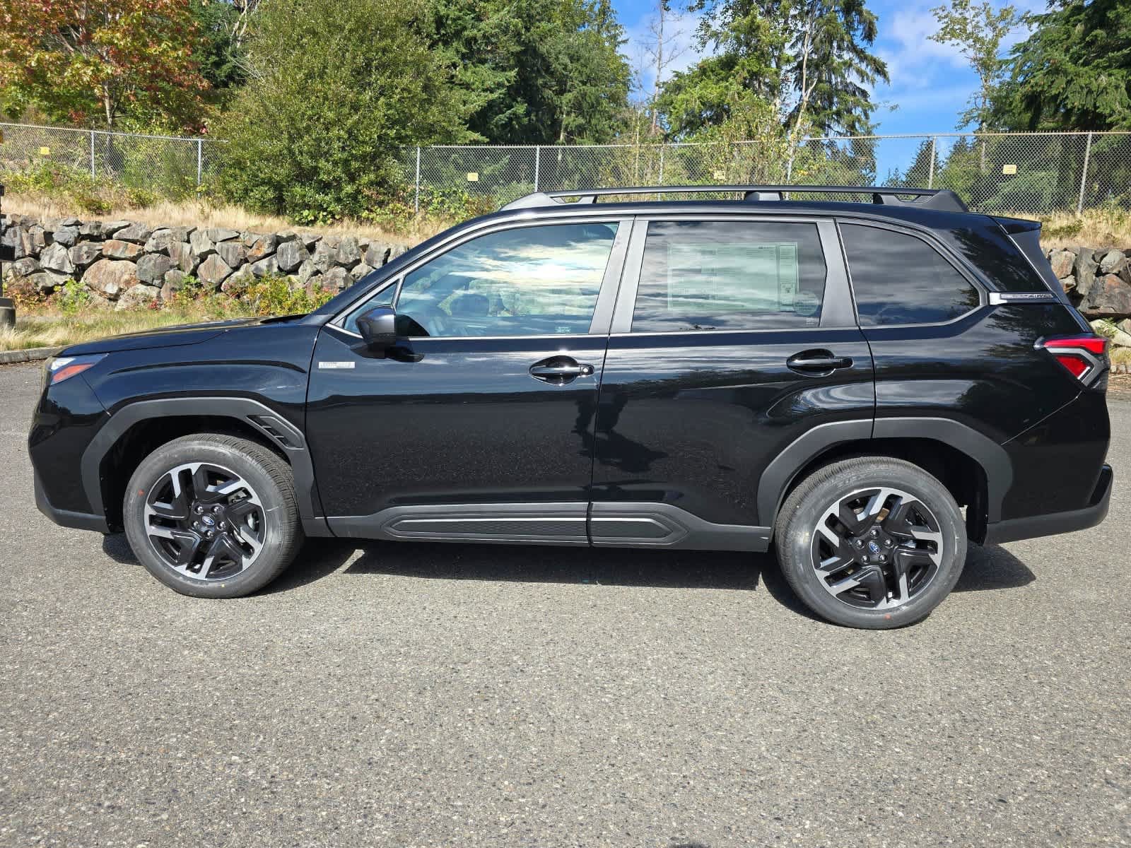 New 2026 Subaru Forester Premium AWD/4WD image 3
