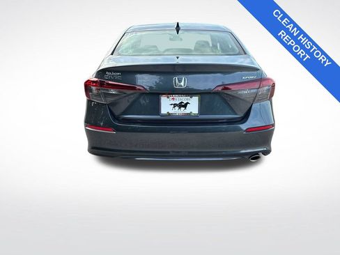 Used 2025 Honda Civic Sport image 4