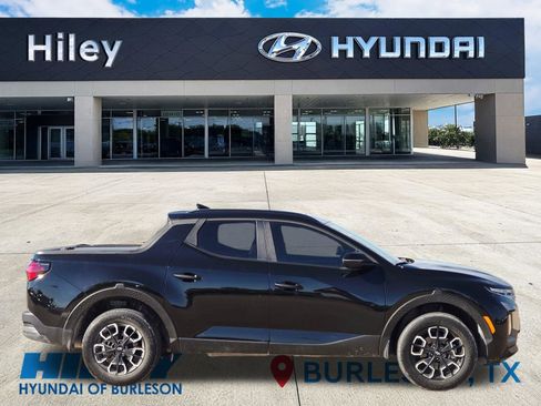 Used 2024 Hyundai Santa Cruz SEL w/ Activity Package image 3