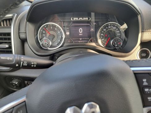 Used 2025 RAM 1500 Laramie image 13