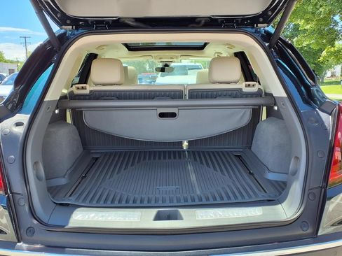 New 2026 Cadillac XT5 Premium Luxury w/ LPO, Floor Liner Package AWD/4WD image 9