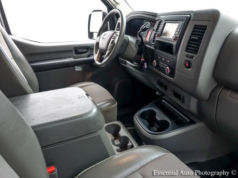Used 2020 Nissan NV 2500 SV w/ Navigation Package image 26