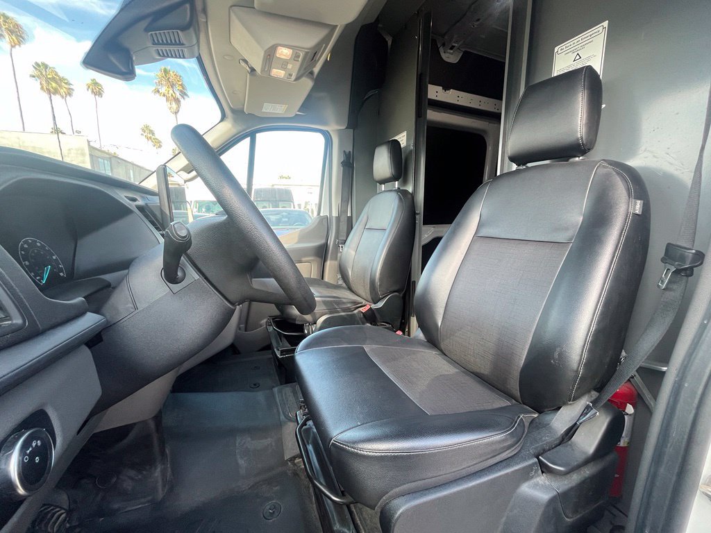 Used 2022 Ford E-Transit 148 High Roof w/ Load Area Protection Package RWD image 9