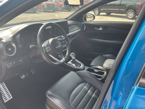 Used 2023 Kia Forte GT-Line w/ GT-Line Premium Package FWD image 25