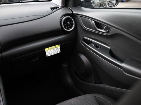 Used 2023 Hyundai Kona SEL image 27