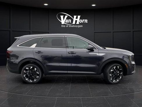 New 2026 Kia Sorento EX image 2