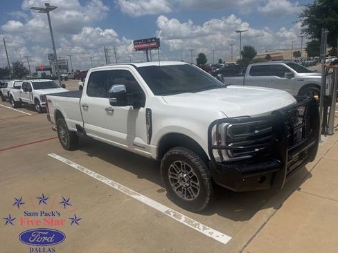 Used 2025 Ford F350 Platinum w/ Platinum Plus Package AWD/4WD image 1