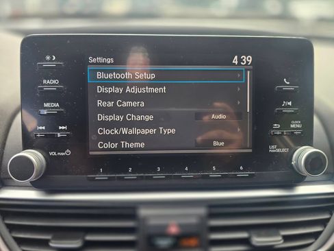 Used 2018 Honda Accord LX image 11