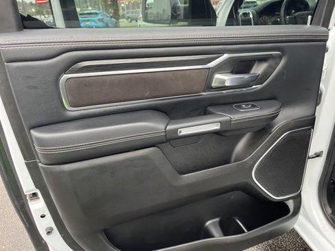 Used 2024 RAM 1500 Laramie image 11