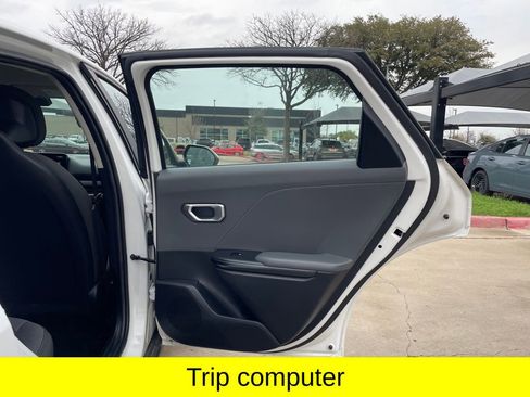 Used 2025 Kia K4 FWD image 45