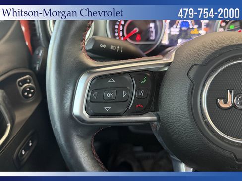 Used 2018 Jeep Wrangler Unlimited Rubicon w/ Steel Bumper Group image 18