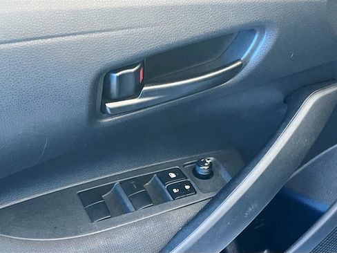Used 2023 Toyota Corolla LE FWD image 17