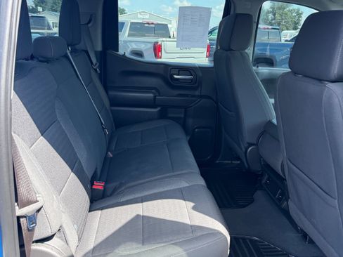 Used 2022 Chevrolet Silverado 1500 Custom AWD/4WD image 9