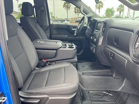 Used 2026 Chevrolet Silverado 1500 Custom w/ Turbomax Blackout Package RWD image 21