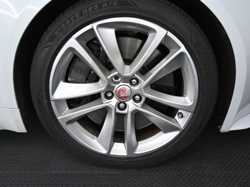 Used 2016 Jaguar F-TYPE S w/ Red Leather Interior Pack AWD/4WD image 44