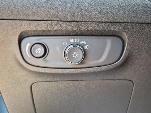 Certified 2024 Buick Encore GX Sport Touring AWD/4WD image 15