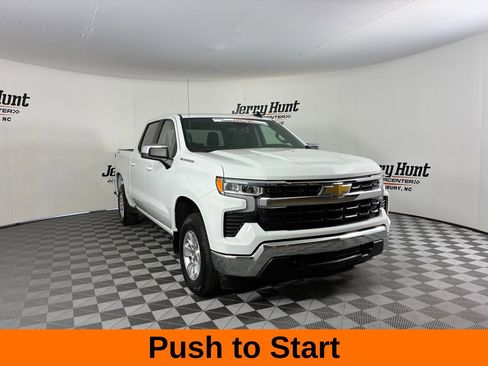 Used 2025 Chevrolet Silverado 1500 LT AWD/4WD image 5