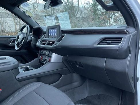 Used 2023 Chevrolet Suburban LS image 28