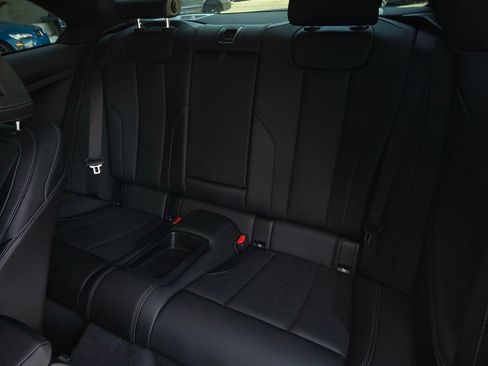 Used 2022 BMW 230i Coupe w/ Premium Package 2 RWD image 16
