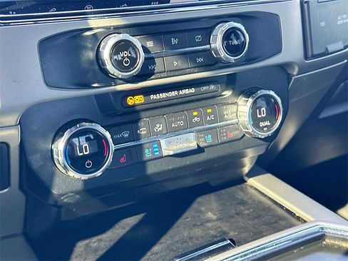 Certified 2022 Ford F250 Lariat w/ Lariat Ultimate Package image 14