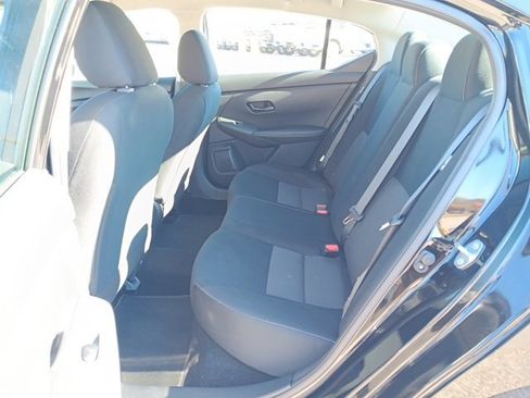 Used 2025 Nissan Sentra SV image 7