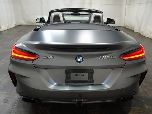 Used 2021 BMW Z4 M40i w/ Executive Package image 5
