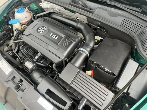 Used 2017 Volkswagen Beetle 1.8T SE FWD image 35