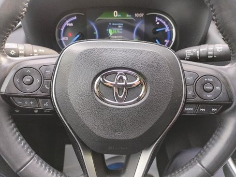 Used 2020 Toyota RAV4 XSE w/ XSE Grade Weather Package AWD/4WD image 13