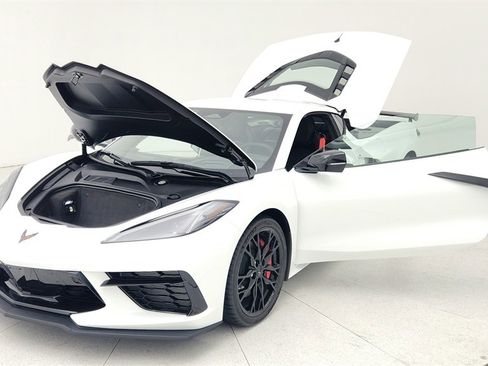 New 2026 Chevrolet Corvette Stingray Preferred Cpe w/ Z51 Performance Package image 10