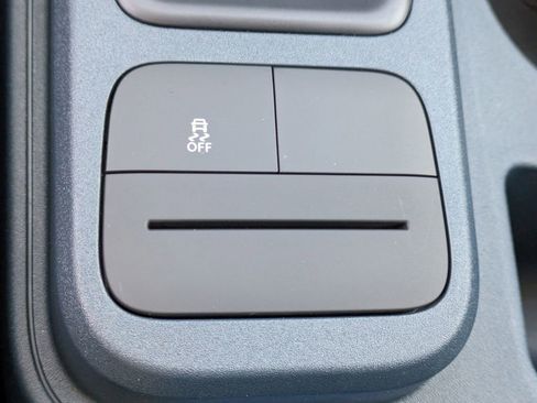 New 2025 Ford Maverick XLT image 23