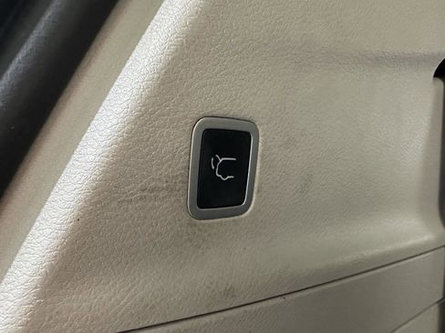 Used 2022 Chrysler Pacifica Touring-L FWD image 30
