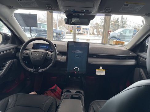 New 2025 Ford Mustang Mach-E Premium image 14