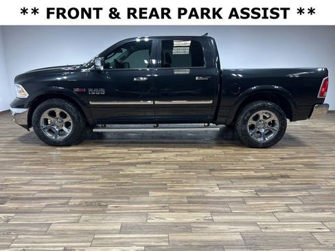 Used 2017 RAM 1500 Laramie w/ Convenience Group image 7