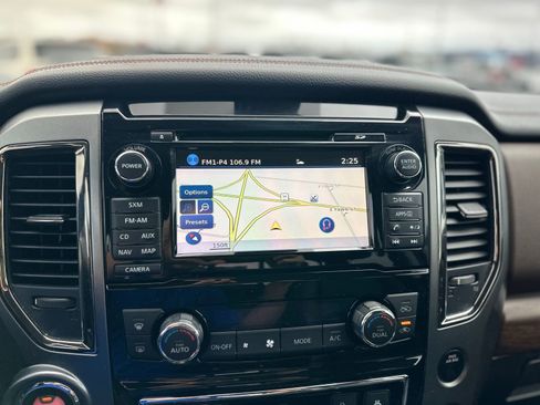 Used 2018 Nissan Titan Platinum Reserve w/ Platinum Utility Package image 5