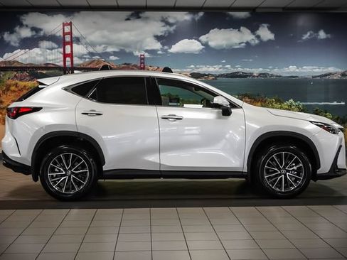 Used 2025 Lexus NX 350 AWD w/ Accessory Package (2T) image 5