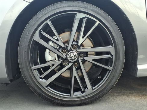 Used 2025 Toyota Camry XSE image 9