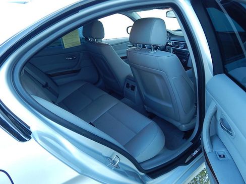 Used 2010 BMW 328i Sedan image 19