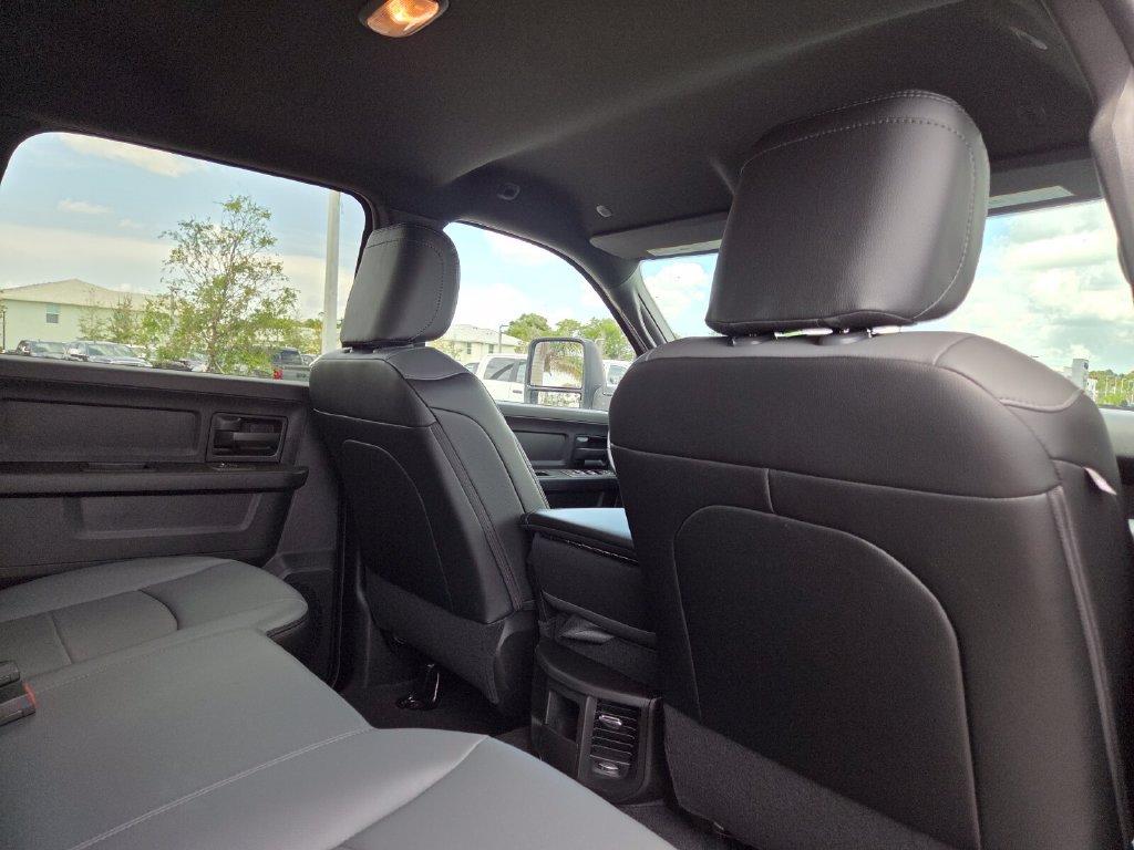 New 2026 RAM 3500 Tradesman AWD/4WD image 17