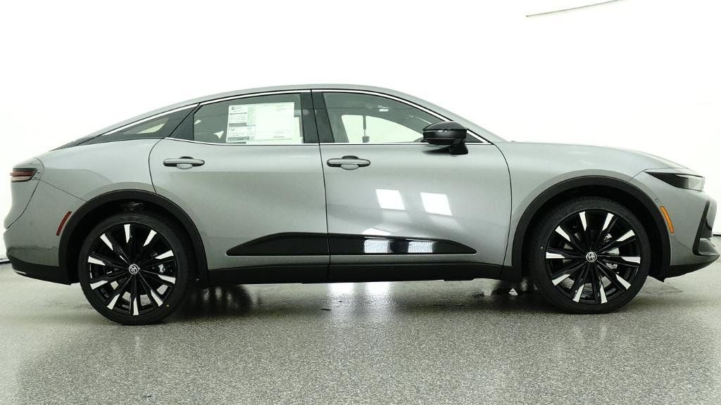 New 2026 Toyota Crown Platinum AWD/4WD image 30