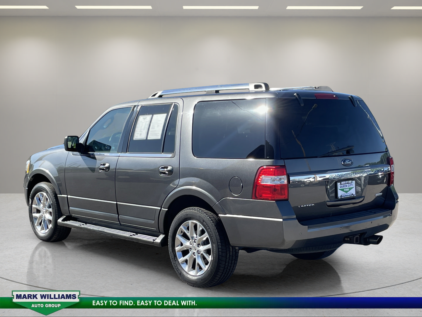 Used 2017 Ford Expedition Limited AWD/4WD image 5