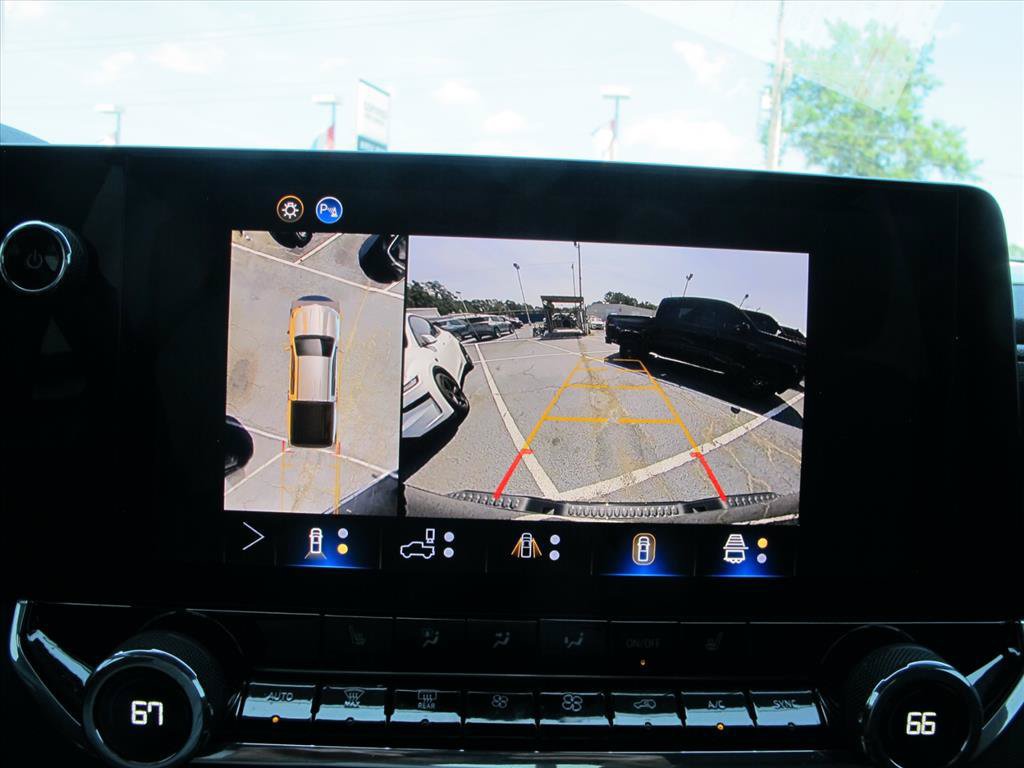 Used 2026 Chevrolet Colorado Trail Boss AWD/4WD image 13