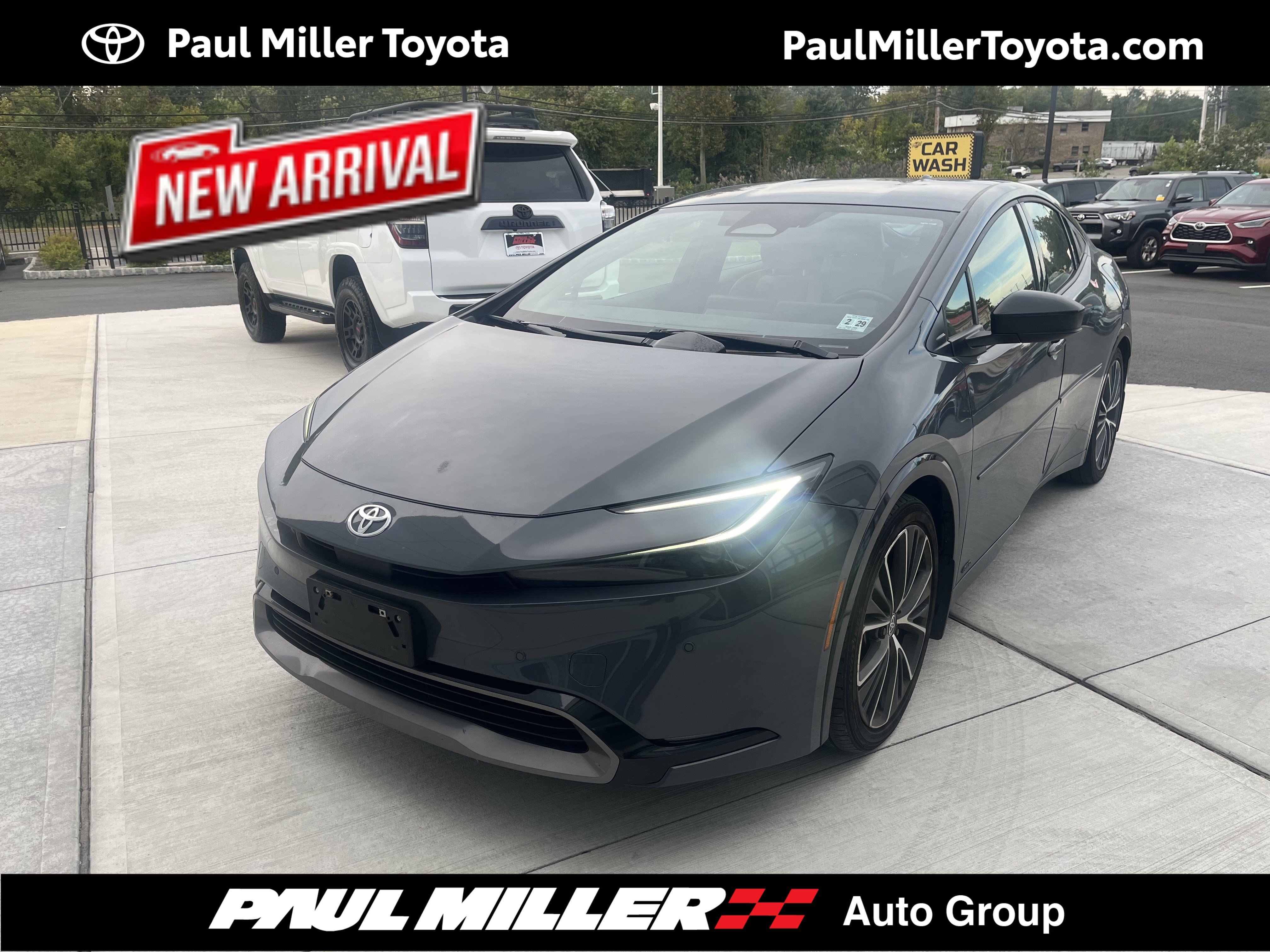 Used 2024 Toyota Prius XLE AWD/4WD image 1
