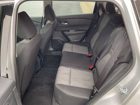Used 2025 Nissan Rogue SV AWD/4WD image 20