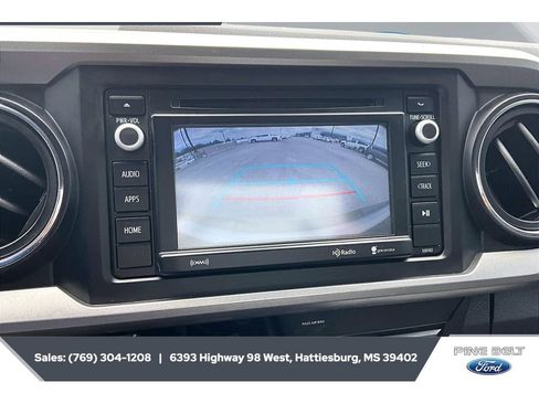 Used 2018 Toyota Tacoma SR5 RWD image 16
