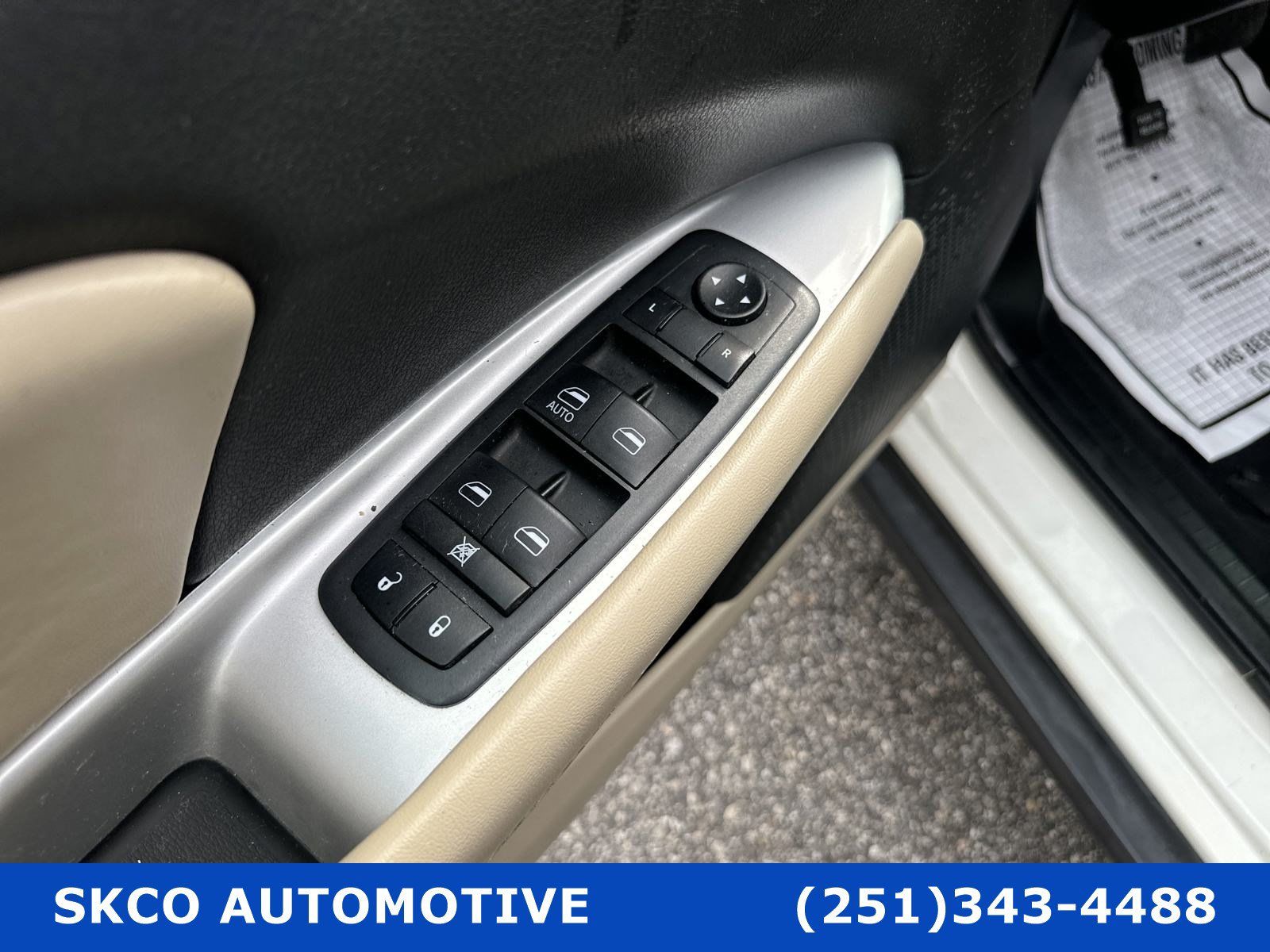 Used 2020 Dodge Journey SE FWD image 22