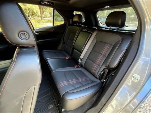 Used 2023 Chevrolet Equinox RS w/ LPO, Floor Liner Package image 19
