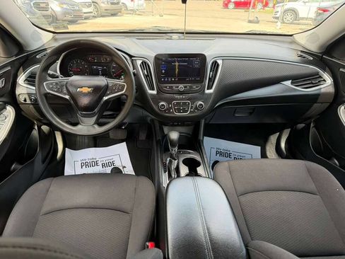 Used 2023 Chevrolet Malibu LT FWD image 7