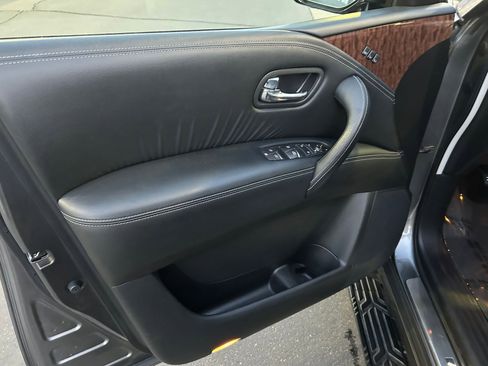 Used 2019 Nissan Armada Platinum w/ Captain's Chairs Package image 9